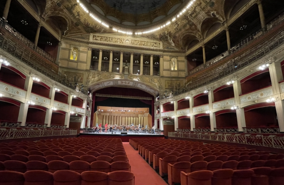 舞台公演 ポリテアマ劇場の画像